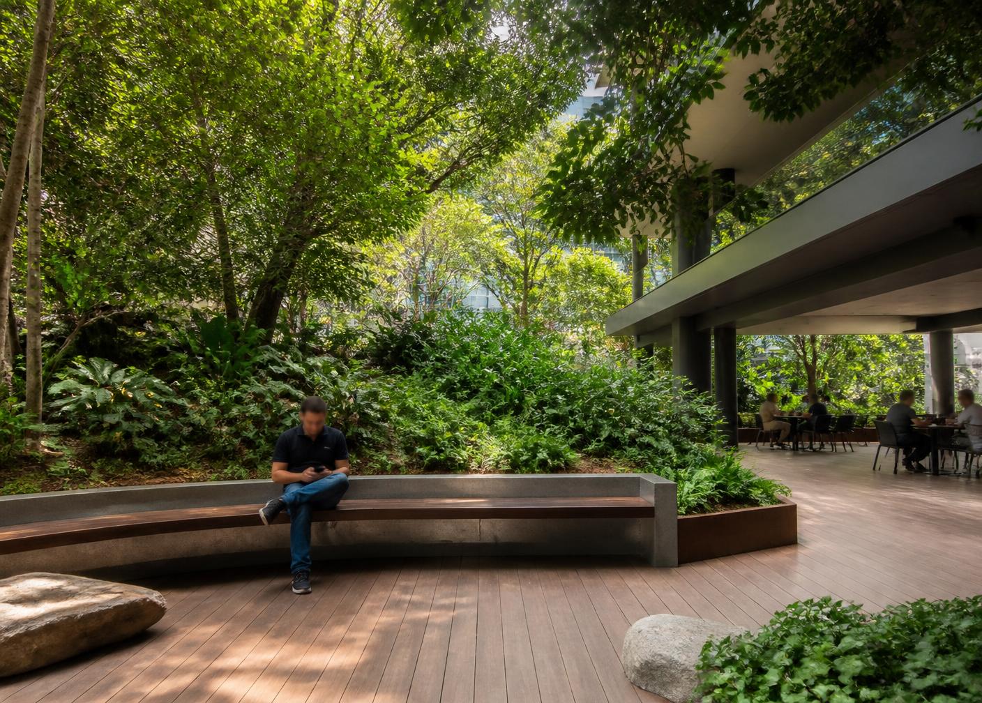 Área verde de convivência em ambiente corporativo